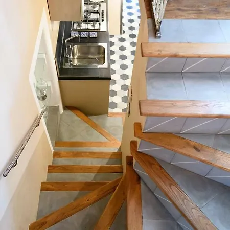 Apartment Soqquadro Art&relax - - 50 Metri Dal Mare Savona