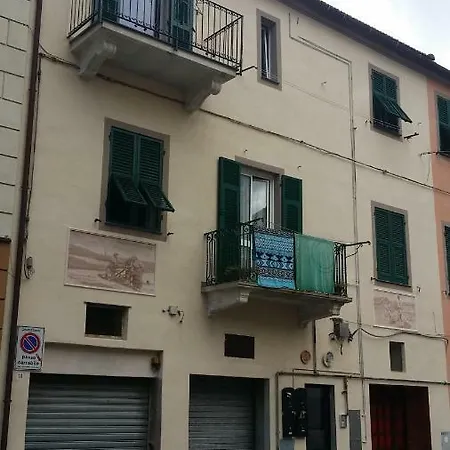 Soqquadro Art&relax - - 50 Metri Dal Mare Apartment Savona