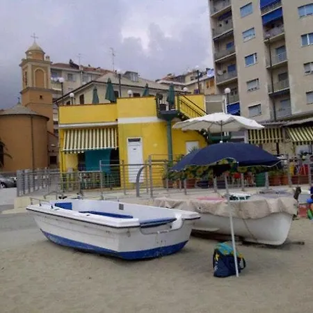 Soqquadro Art&relax - - 50 Metri Dal Mare Apartment Savona